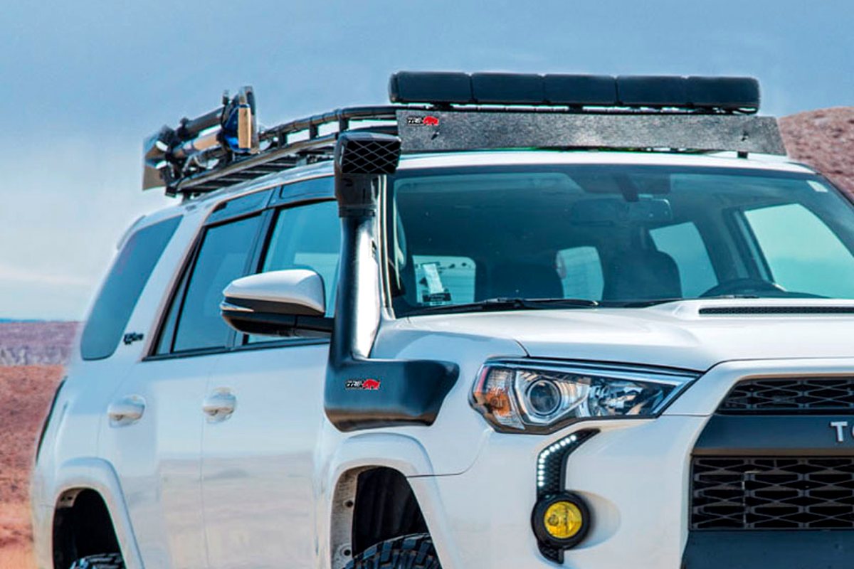 Terenówka ze snorklem TRE 4x4